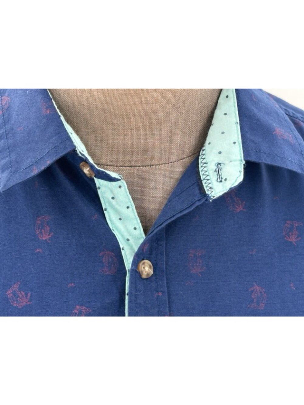 Free Planet Men's Button Front Shirt Blue Red Beach Surfing Memorial 4th Large - Picture 3 of 10